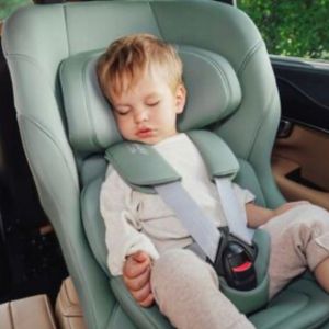 imagen de una silla de coche de nueva normativa